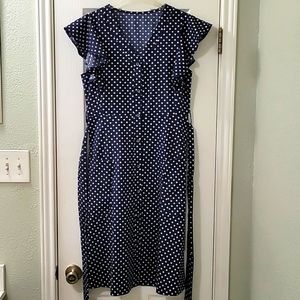 🌟 Navy/white midi dress